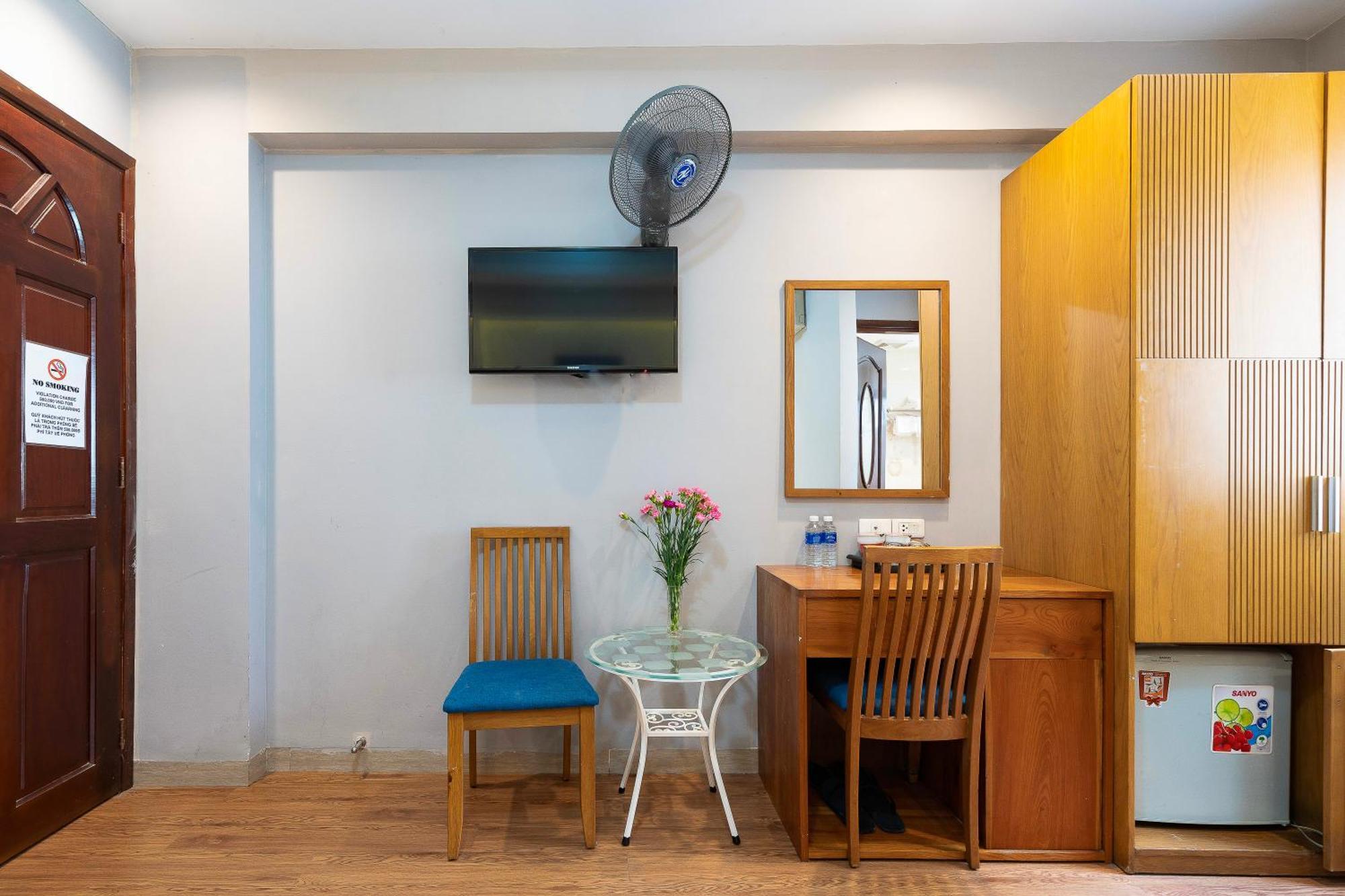 Lucky Star Hotel - Bui Vien Walking Street Bandar Ho Chi Minh Luaran gambar